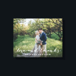 Liefde en Bedankt Eenvoudig script, volledige foto Canvas Afdruk<br><div class="desc">Laat je favoriete foto zien en zeg bedankt met dit stijlvolle poster dat "liefde en bedankt" zegt in een  script.</div>