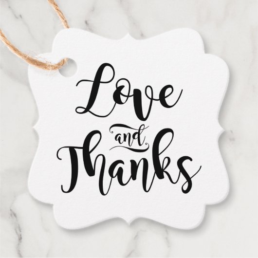 Liefde en Bedankt Modern Zwart Wit Script Bruiloft Bedankjes Labels (Voorkant)