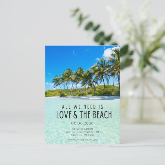 Liefde en de Beach Destination Wedding Save Date Aankondigingskaart (Staand voorkant)