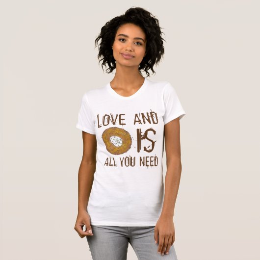 Liefde en een Latke is alles wat je nodig hebt T-shirt (Voorkant volledig)