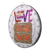 Liefde en hartspel over dartbord (Voorkant Rechts)