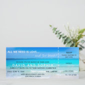 Liefde en het Beach Boarding Pass Wedding RSVP Kaart (Staand voorkant)