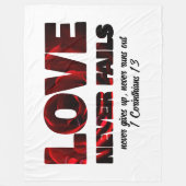 LIEFDE FAALT NOOIT BIJ CHRISTELIJKE VALENTIJNSE DI FLEECE DEKEN (Voorkant)