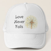 Liefde faalt nooit Christelijke kruisreligieuze Trucker Pet (Voorkant)