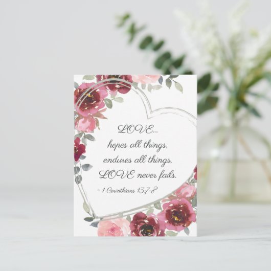 Liefde faalt nooit Inspirerend Valentijnsdag Briefkaart (Staand voorkant)