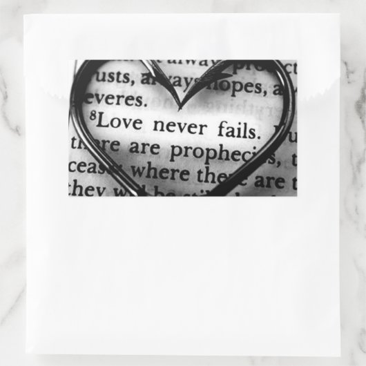 Liefde faalt nooit Sticker (Tas)