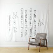 “Liefde Faalt Nooit” Trouwbanner Achtergrond Wandkleed (In Situ (horizontaal))