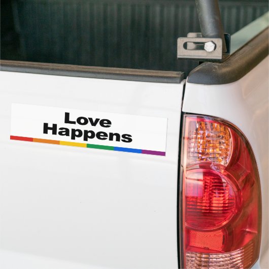 Liefde gebeurt Bumpersticker (Op Truck)