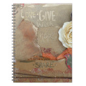 Liefde geeft hoop op gemengde media kunst notitieboek (Voorkant)