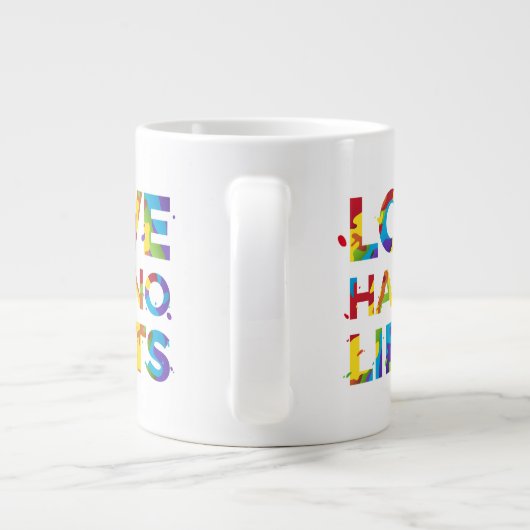 Liefde heeft geen grenzen grote koffiekop (Achterkant)