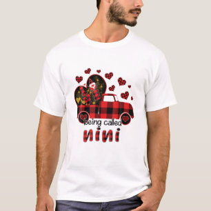 Liefde heet Nini Red Truck Gnome Valentijn T-shirt