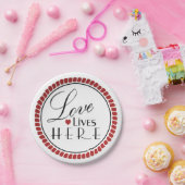 Liefde hier Typografie Papieren Bordje (Feest)