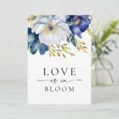 Liefde in Bloom Floral Bridal Shower Invitation Kaart (Staand voorkant)
