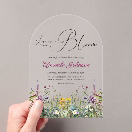 Liefde in Bloom Wildflower Floral Vrijgezellenfees Acryl Uitnodigingen (Insitu (Draagbaar))
