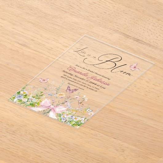 Liefde in Boom Wildflower Pink Bow Vrijgezellenfee Acryl Uitnodigingen (Laagn)