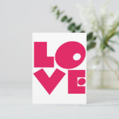 Liefde in grote roze letters feestdagenkaart (Staand voorkant)