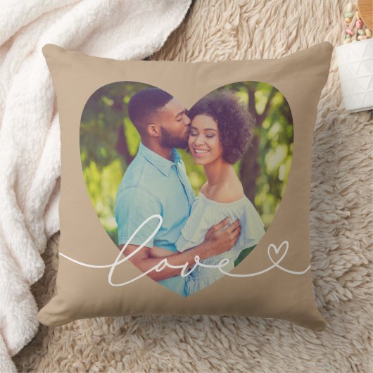 Liefde in Script Brown Custom Heart Shaped Photo Kussen (Deken)