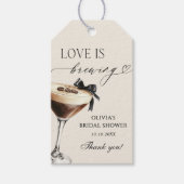Liefde is aan het brouwen Espresso Martini Bruidsf Cadeaulabel (Voorkant)