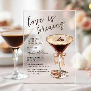 Liefde is aan het Bruisen Espresso Martini Bruidsd Acryl Uitnodigingen