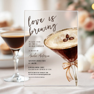 Liefde is aan het Bruisen Espresso Martini Bruidsd Acryl Uitnodigingen
