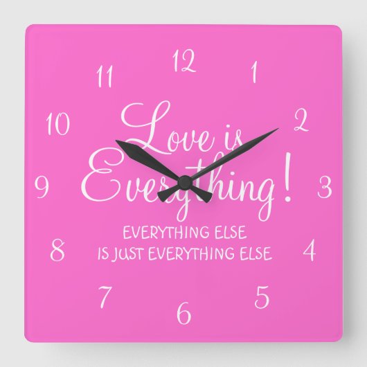Liefde is alles-roze wandklok (Voorkant)