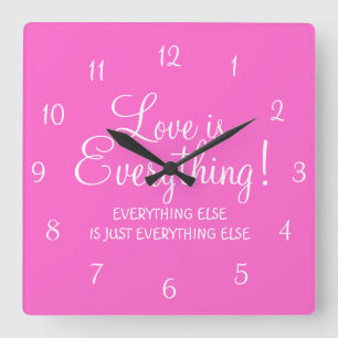 Liefde is alles-roze wandklok
