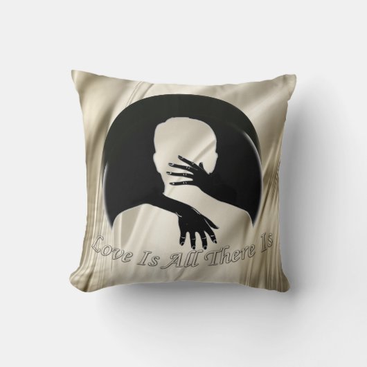 Liefde is alles wat er is kussen (Voorkant)