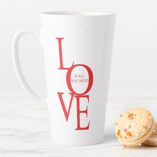 Liefde is alles wat je nodig hebt latte mok (In situ)