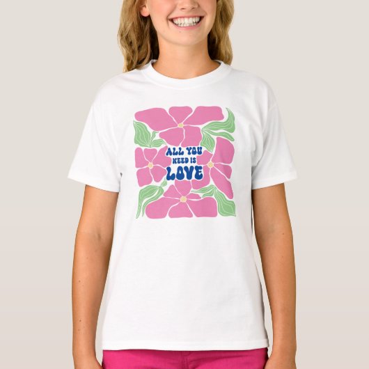 Liefde is alles wat we nodig hebben t-shirt (Voorkant)