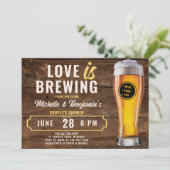 Liefde is Bierbrouwen Couple's Coed Shower Wood Kaart (Staand voorkant)