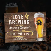 Liefde is Bierbrouwen Rustiek Paar's Verloving Kaart