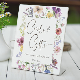 Liefde is bloeiende boho wildflower geschenken taf reclamebord met voetstuk