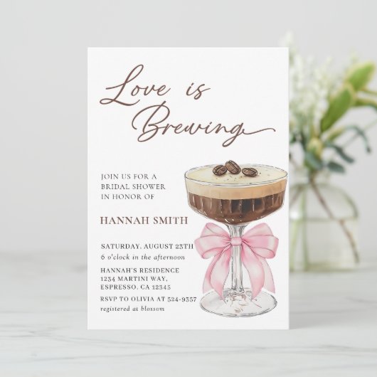 Liefde is brouwen Martini Bruids Douche Uitnodigin Kaart (Staand voorkant)