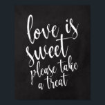 Liefde is een lief bord bruiloft 8x10 Sign Poster<br><div class="desc">Een elegant rand trouwbord,  kenmerkt de tekst "de Liefde is lief te nemen gelieve te behandelen"in een geëxtrofieerde manuscriptdoopvont,  voegt de borsteltextuur een spontaan en playful gevoel toe. De achtergrondkleur kan aan uw behoeften en voorkeuren worden aangepast. Neem contact met mij op als u een speciaal verzoek hebt.</div>