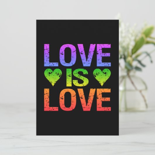 Liefde is een liefdesuitnodiging kaart (Staand voorkant)