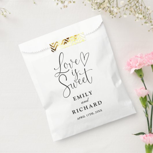 Liefde is een lieve elegante zwart-wit bruiloft bedankzakje (Gezegeld)