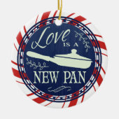 Liefde is een nieuwe pan die culinaire kerstmis ko keramisch ornament (Voorkant)
