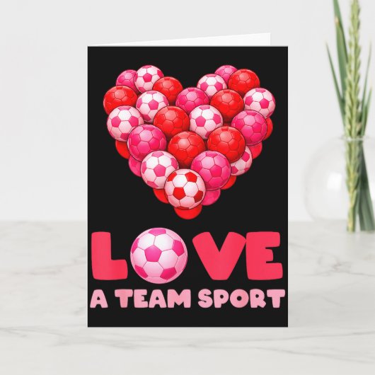 Liefde is een teamsport Funny voetbal Valentijn on Kaart (Voorkant)