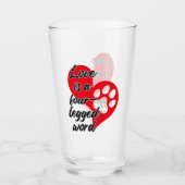 Liefde is een vierpodig woord. glas (Voorkant)