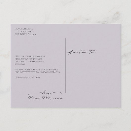 Liefde is geduldig bruiloft uitstel Dusty Plum Briefkaart (Achterkant)