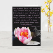 Liefde is geduldig, liefde is aardig. Het is... Kaart (Gele Bloem)