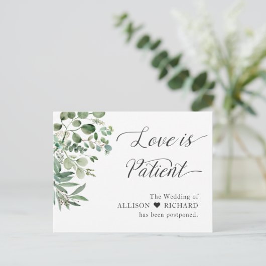 Liefde is Geduldig Uitgesteld Trouwen Chic Eucalyp Briefkaart (Staand voorkant)