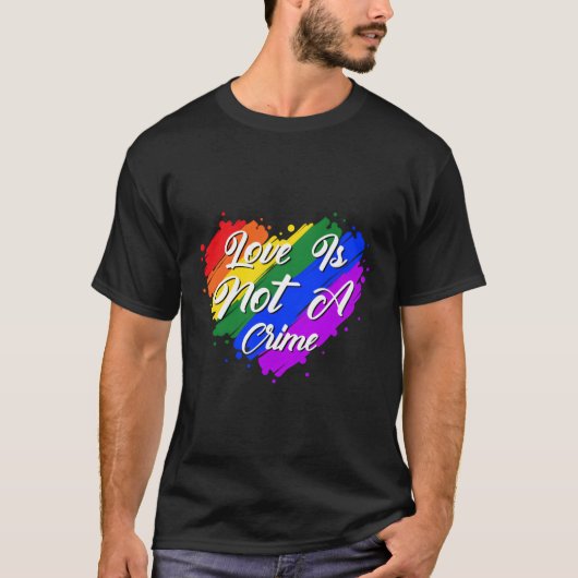 Liefde is geen misdaad t-shirt (Voorkant)