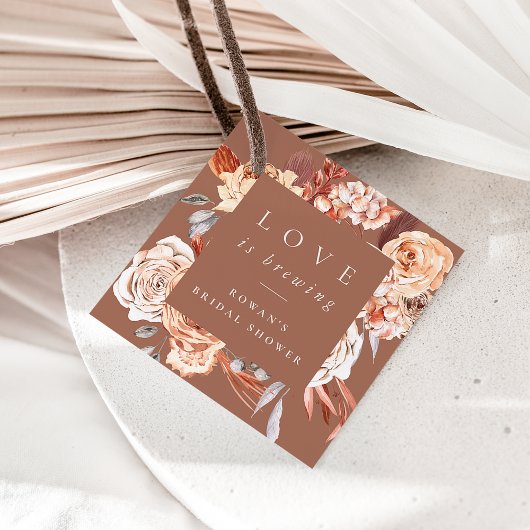 Liefde is het brouwen van Boho bloemige koffie bru Bedankjes Labels