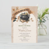 Liefde is het brouwen van Halloween Vrijgezellenfe Kaart (Staand voorkant)