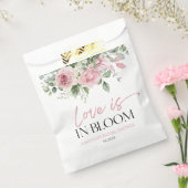 Liefde Is In Bloei Roze Roos Bloemachtige Bruiloft Bedankzakje (Gezegeld)