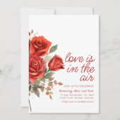 Liefde is in de Air Engagement Party Invite Kaart (Voorkant)