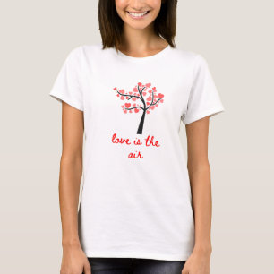 Liefde Is in de Lucht Bloemen T-Shirt
