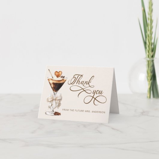Liefde is in de lucht Espresso Martini Bruidsborre Bedankkaart (Voorkant)