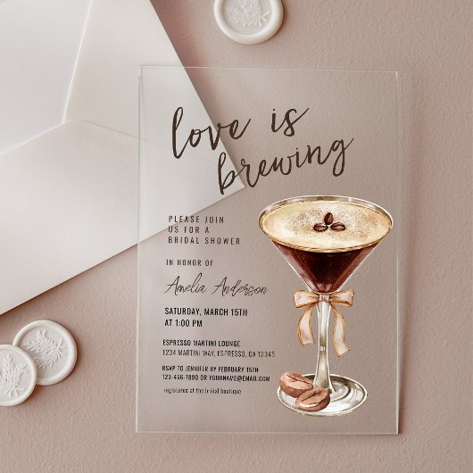 Liefde is in de lucht Espresso Martini Bruidsfeest Acryl Uitnodigingen